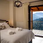 κόρυς Apartamento Karpenísion